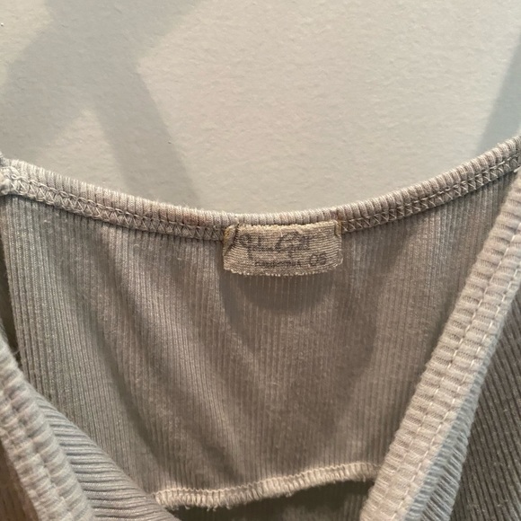 Brandy Melville cropped tank - Picture 3 of 4